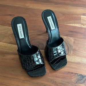 Steve Madden “Signal” stiletto mules in Black Croc